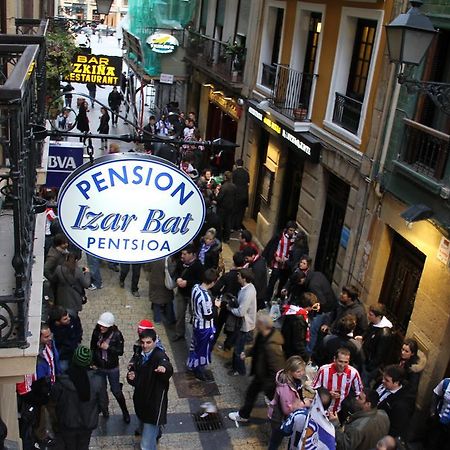 Pension Izar Bat 산세바스티안 외부 사진